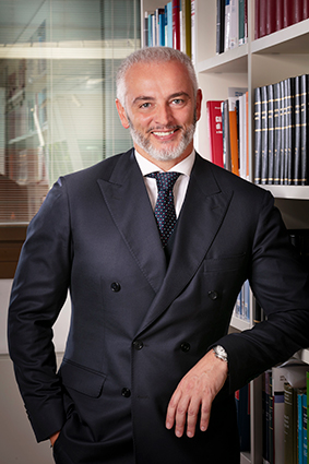 MARIO AZZARITA - web.jpg